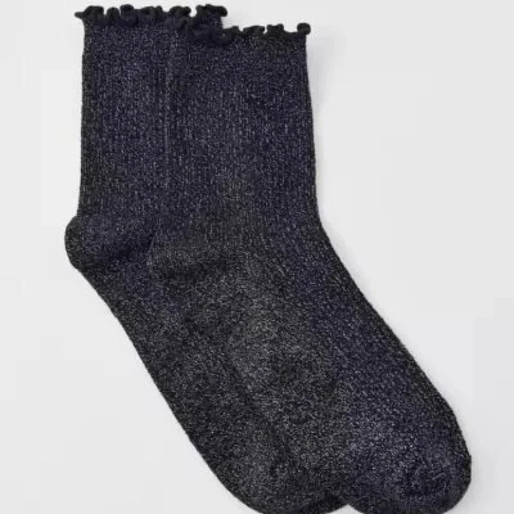 NWT Urban Outfitters Lurex Shimmer Black Ruffle Socks